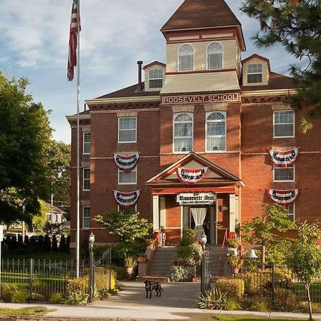 The Roosevelt Inn Coeur d'Alene Exterior photo